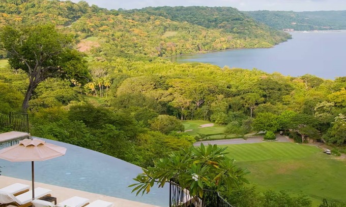 Papagayo Peninsula Villa | Just Renovated—Luxe Amenities, Free Beach Club Passes, The BEST Monkey Views!