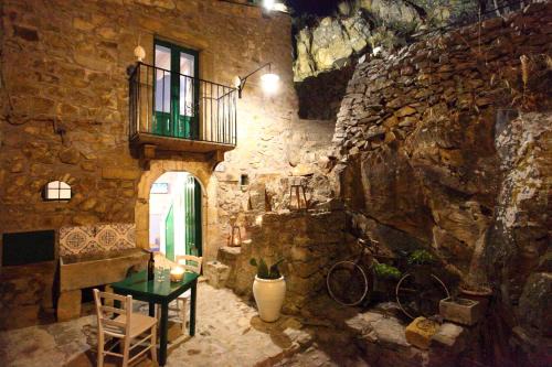 Mistretta House | jusu e susu montagna mare