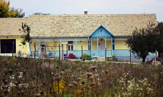Polany House | Kéktornácos Ház