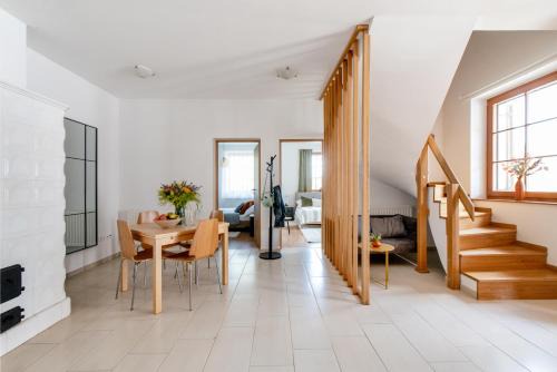 Mindszentkalla House | Kőkapocs