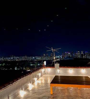 Noryangjin Villa | K-rooftop Nodeul House