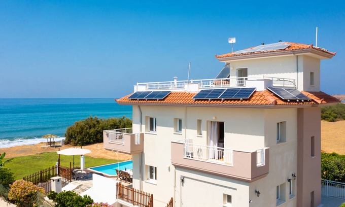 Ayia Marina Chrysochous Villa | Kalisto Beach Villa: Large Private Pool, Walk to Beach, Sea Views, A/C, WiFi
