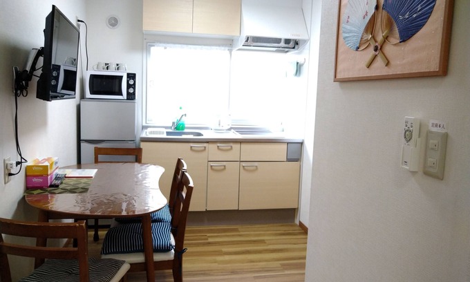 Kaminarimon Apartment | Kaminarimon 2/F 3 bedrooms,4 beds, 2 to
