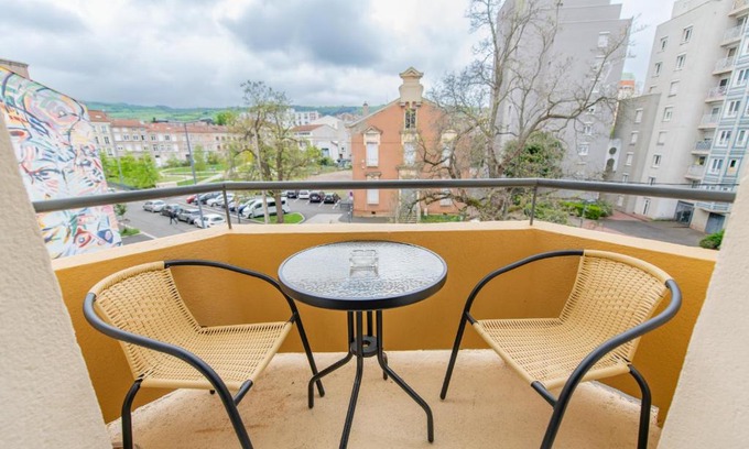 Centre Deux Apartment | KASA Cocon - Entièrement équipé avec Balcon