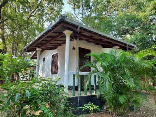 Kataragama House | Katagamuwa Rest