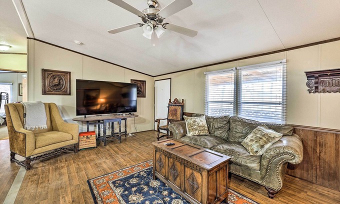 Ozark Cabin | ‘Keane Ranch 2’ Mtn Cabin w/300 Acres in Ozark!