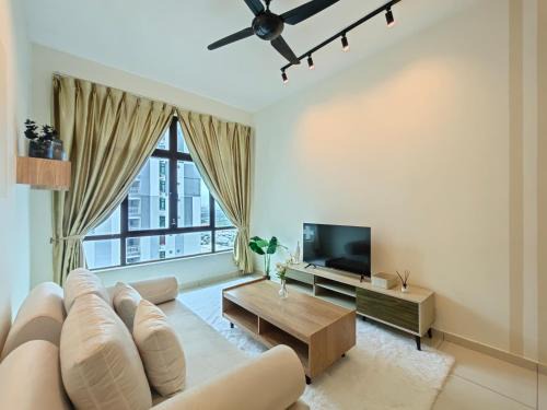 Kempas Apartment | Kempas Dsummit Residences by Antlerzone