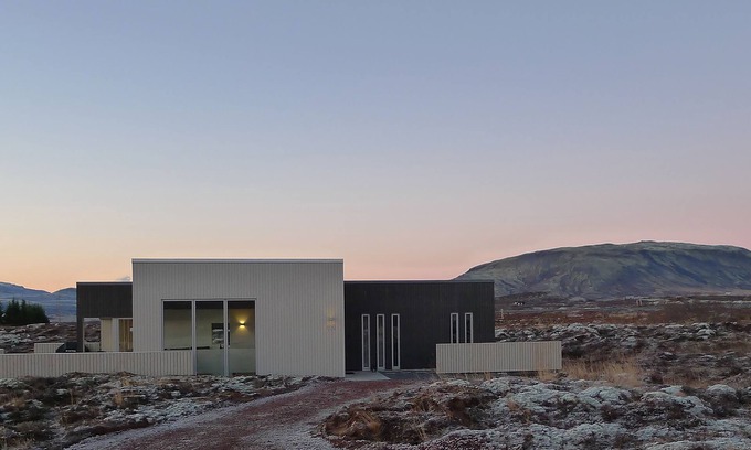 Selfoss Cottage | Kerbyggd: Luxury House and Cottage in Golden Circle