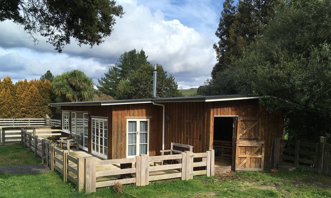 Kakahi House | Kereru Lodge Kakahi: Private and Peaceful Getaway