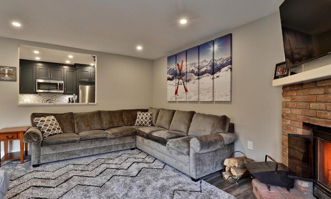Ludlow Apartment | Kettle Brook A