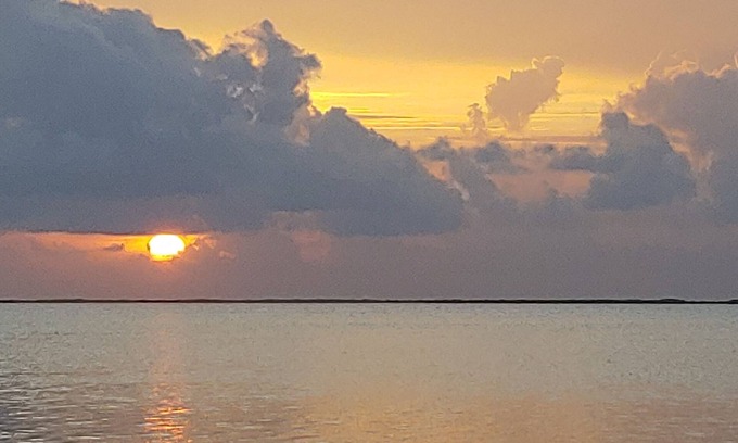 Sexton Cove Estates House | Key Largo Sunset - Bayside open water - Tropical inspired 3 bed/2 bath