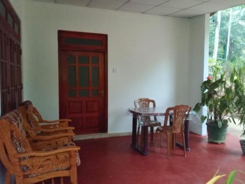 Ambagollapathana House | Keyon Homestay