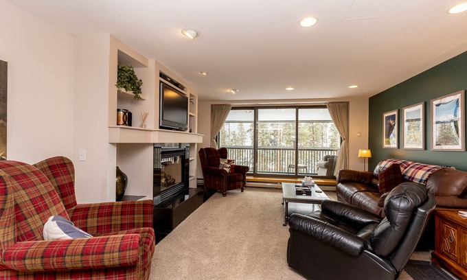 Keystone Condo | Keystone Condo in Quiet Location w/Private Balcony for Great Mountain Views