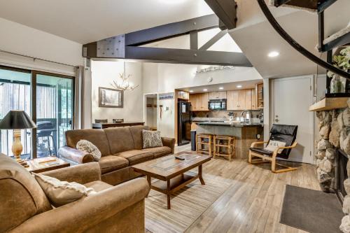 Keystone Apartment | Keystone Condo on Shuttle Line Less Than 1 Mi to Resort!
