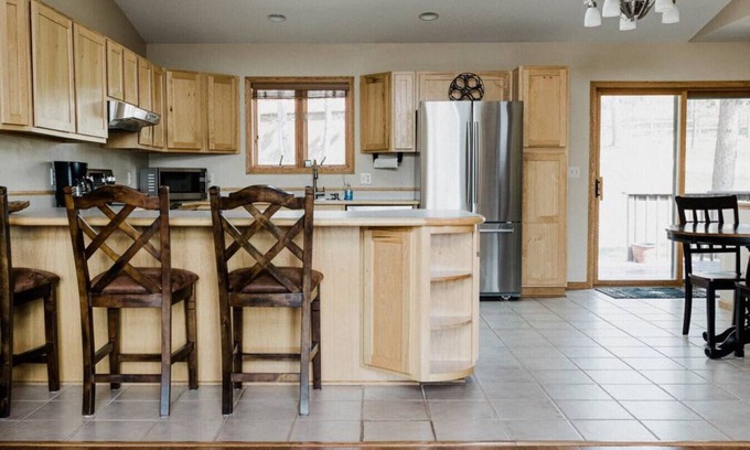 Keystone House | Keystone House · Spacious and Cozy *View of Mt Rushmore from Deck!*