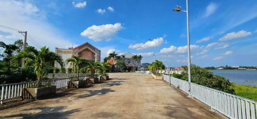 Phuoc Tan Hotel | Khách sạn Lake Side Palace - Bờ Hồ