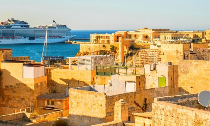 Birgu House | Kharmen - Birgu AD 1565 House of Character with views of the Sea and Valletta