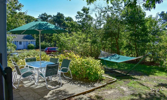 Dennis Port House | Kibby 89- Ranch home with window ac, less than a 2 minute drive to sandy beach