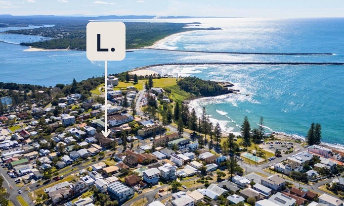 Yamba House | Kieren Beach Studio 5 - Lifestyle Yamba