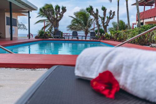 Kiikii Tapere Hotel | Kiikii Inn & Suites