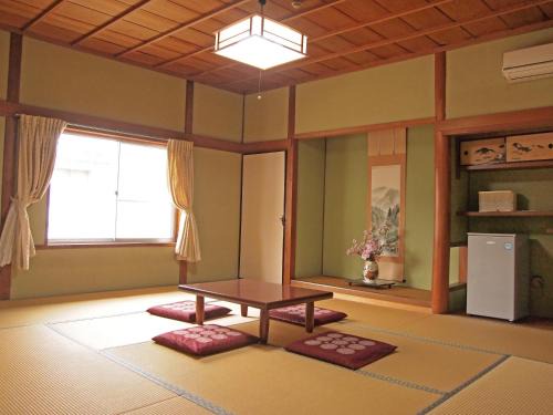 Tonosho Hotel | Kikuya Ryokan