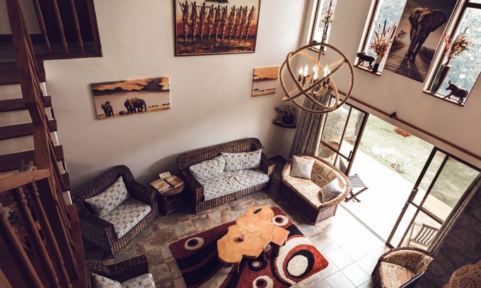Kilimambogo Bed & Breakfast | Kilihouse B&b Large Ensuite Double Bedroom