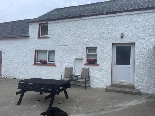 County Kilkenny Apartment | Kilkenny Organic Farm 2-Bed Apt Sleeps 4 Parking