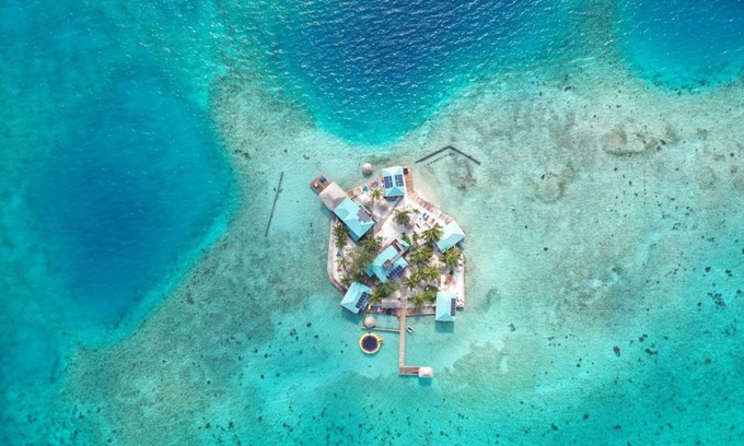 Placencia Resort | King Lewey's Island Resort
