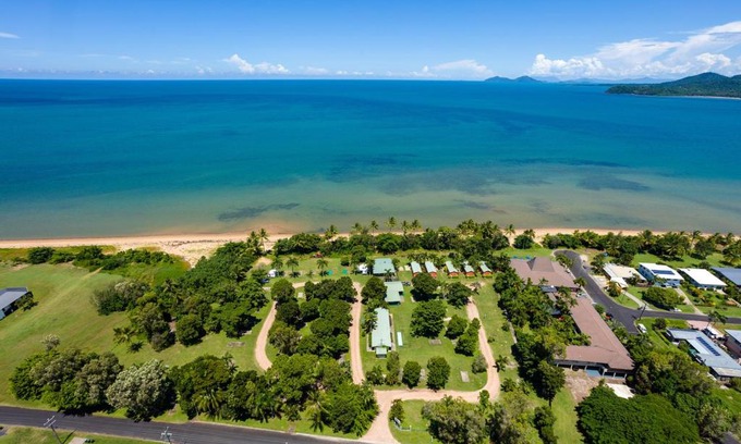 Kurrimine Beach Resort | King Reef Resort