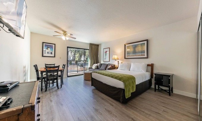 Truckee Condo | King Studio 2nd Floor #234 at Donner Lake Village