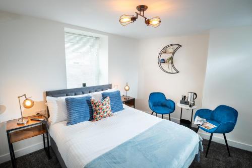 Whitehaven House | Kings Arms Suites - Deluxe Room - En-Suite - Self Check In