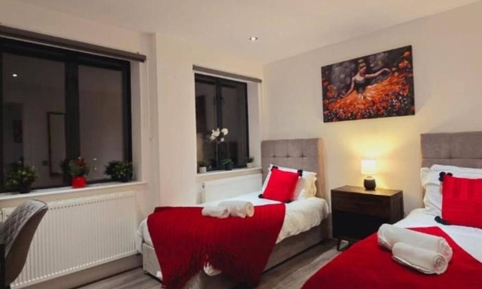 Reading Apartment | Kings Lodge By Nivaas nn