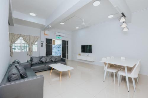 Ranau House | kings Pine Residences Homestay kundasang Ranau 17