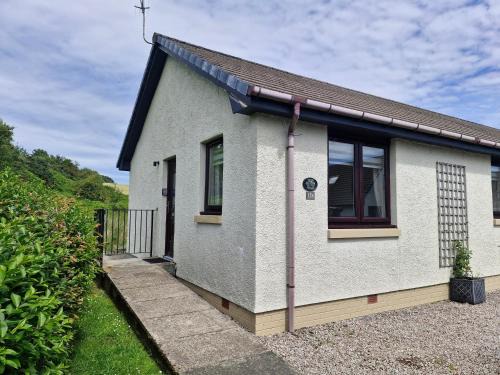 Lochgilphead House | Kings Reach - Dunadd Cottage