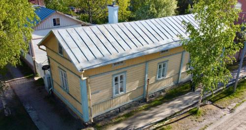 Uusikaupunki Bed & Breakfast | Kirkkokadun Amanda ja Olga