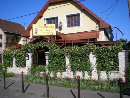Cinkota House | Kisherceg Szálláshely