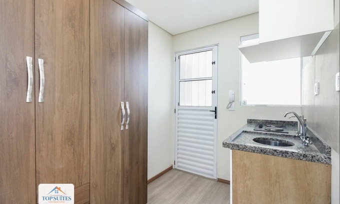 Zona Leste House | Kitnet 25m² Próximo ao Metrô Bresser Mooca