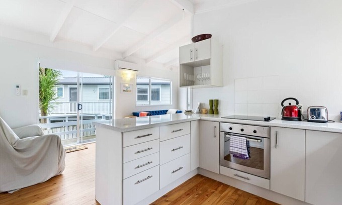 Red Beach House | Kiwi to its Core, Bach Perfect WiFi Netflix