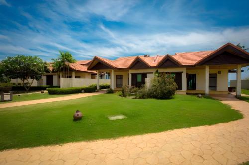 Karambunai Villa | KK Stay Luxurios