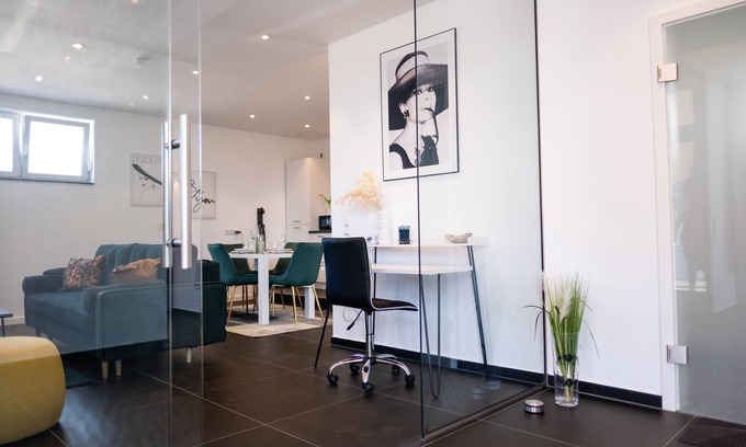 Biberach an der Riss House | Klassen Apartments! Erleben Sie Biberach in Diesem Stillvollem Bungalow