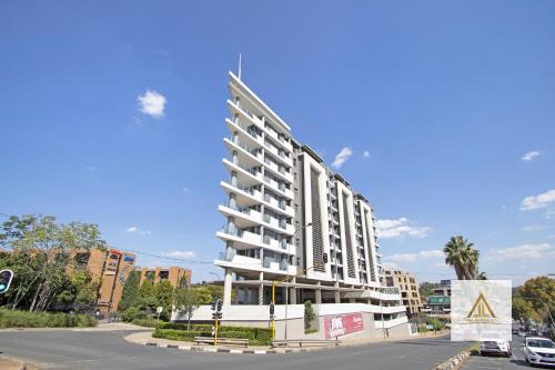 Greater Johannesburg Metropolitan Area Apartment | KMG Apartments at The Apex