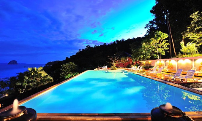 Ko Ngai Resort | Koh Ngai Cliff Beach Resort