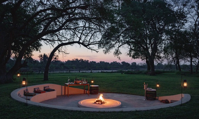 Lentswelemoriti House | Kolokolo Safari Home – Mashatu Game Reserve