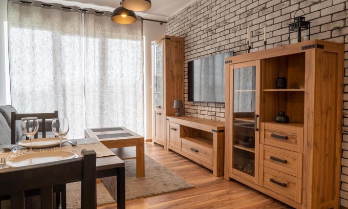 Ozarow Mazowiecki Apartment | Komfortowy Apartament Nadbrzeżna blisko Warszawy z Parkingiem