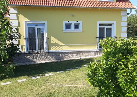 Sarvar Apartment | Kondics Apartmanház