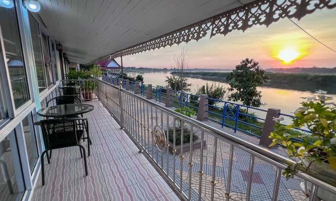 Pak Khat Hotel | KONGKHAMKOON HOTEL
