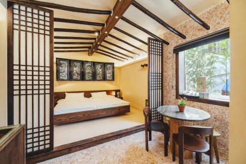 Haeundae Apartment | Korea's beauty in haeundae with Hinoki wooden bath