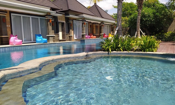Gianyar Villa | Kori Maharani Villas - Lagoon Pool Access 4