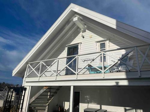 Sula Apartment | Koselig garasjeloft!