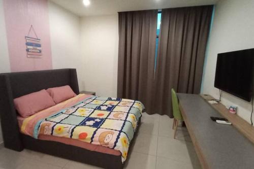 Batu Lintang Apartment | Kozi Square Infinity Pool IV